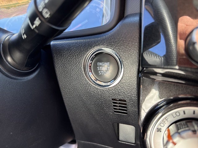 2024 Toyota 4Runner TRD Off-Road