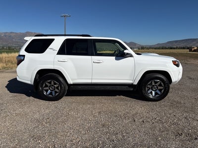 2024 Toyota 4Runner TRD Off-Road