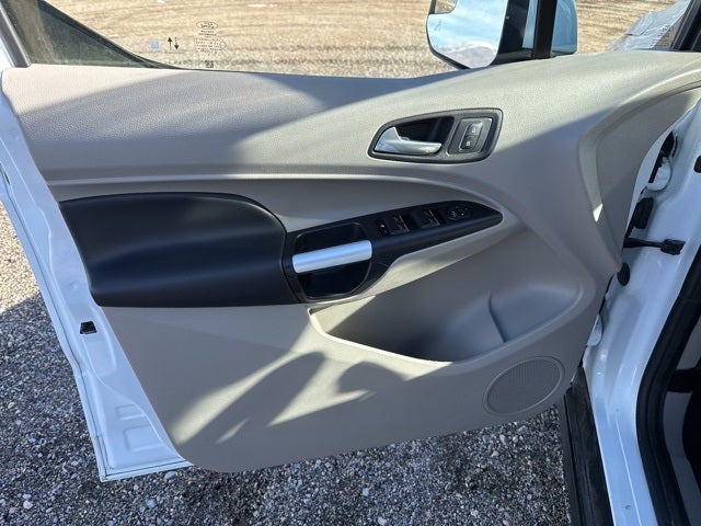 2022 Ford Transit Connect Titanium