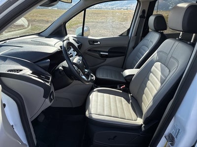 2022 Ford Transit Connect Titanium
