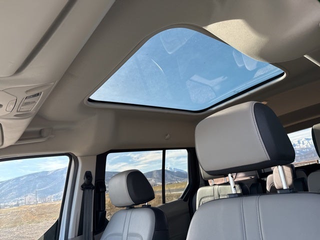 2022 Ford Transit Connect Titanium