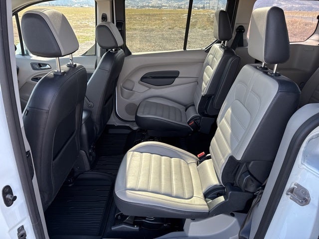 2022 Ford Transit Connect Titanium