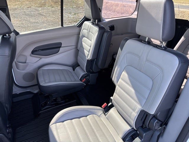 2022 Ford Transit Connect Titanium