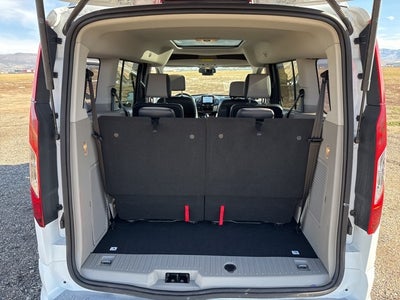 2022 Ford Transit Connect Titanium