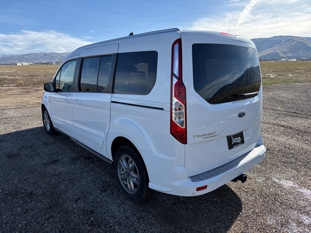 2022 Ford Transit Connect Titanium